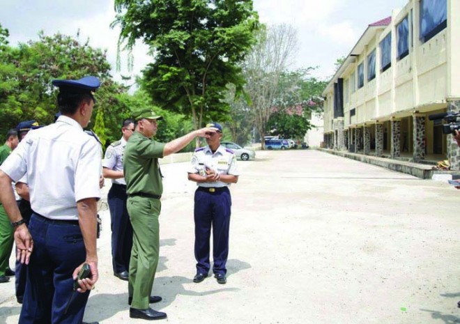 Walikota Jambi, H Syarif Fasha, meninjau kondisi terminal.